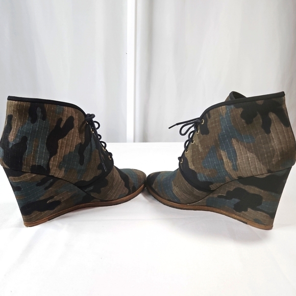 Giuseppe Zanotti Camo Wedge Ankle Boots Size 40.5 - Picture 4 of 9